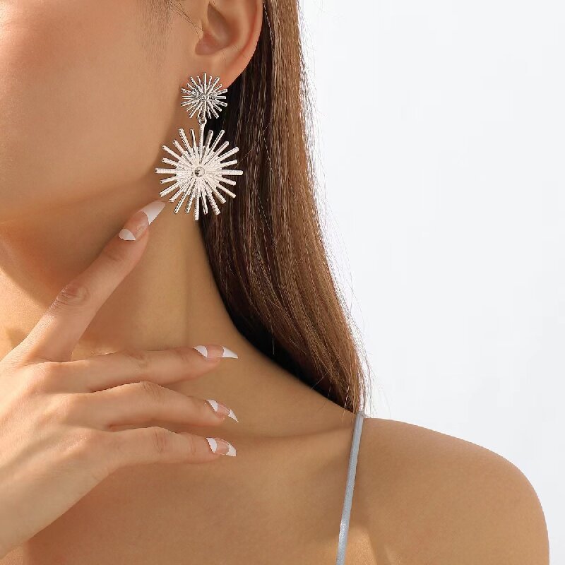 Women's Hanging Earrings in Modern Radiant Design All Fashion