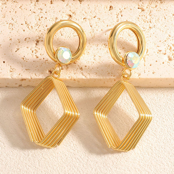 Women's Design Earrings with Geometric Wire Motif All Fashion