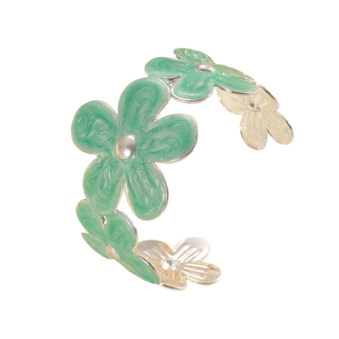 Women's bracelet made of high-quality metal with floral design All Fashion