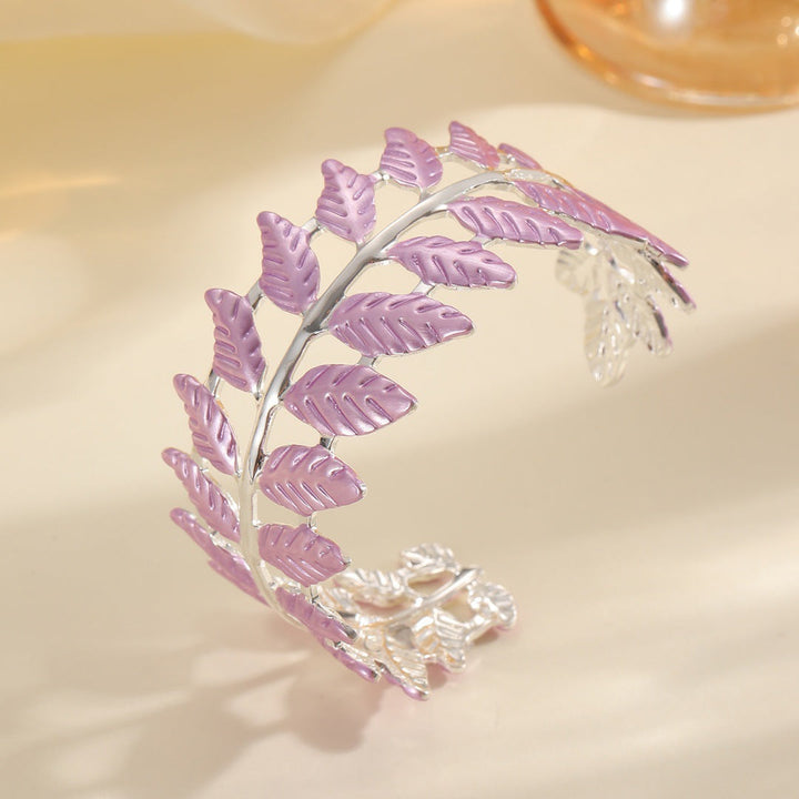 Ladies bracelet in elegant leaf design All Fashion