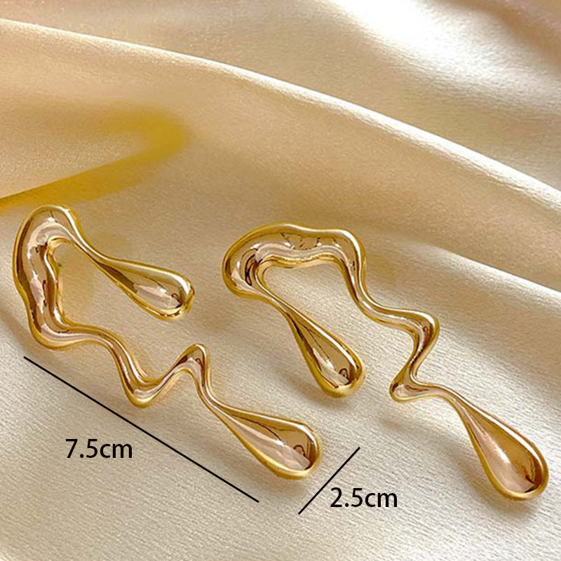Women's hair accessory clips in modern, organic design All Fashion