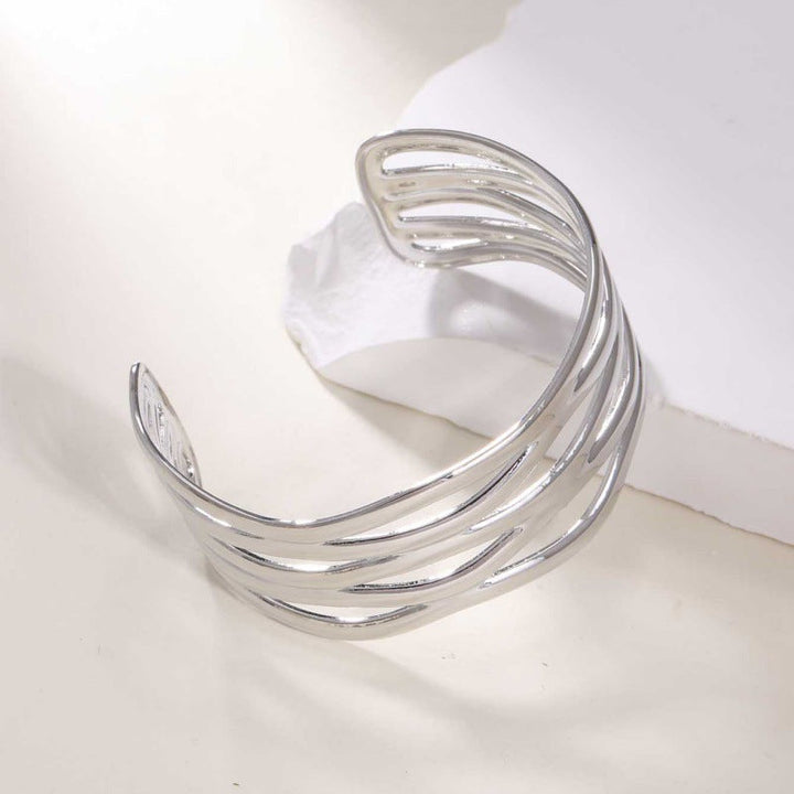 Women's Open Bangle with Elegant Wave Design All Fashion
