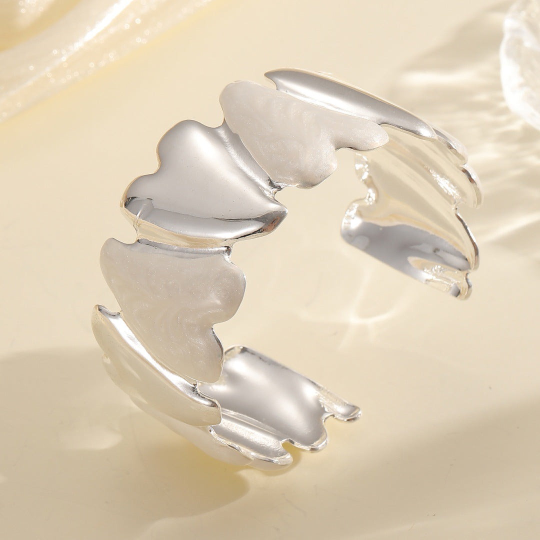 Women's Open Bangle with Modern Design All Fashion