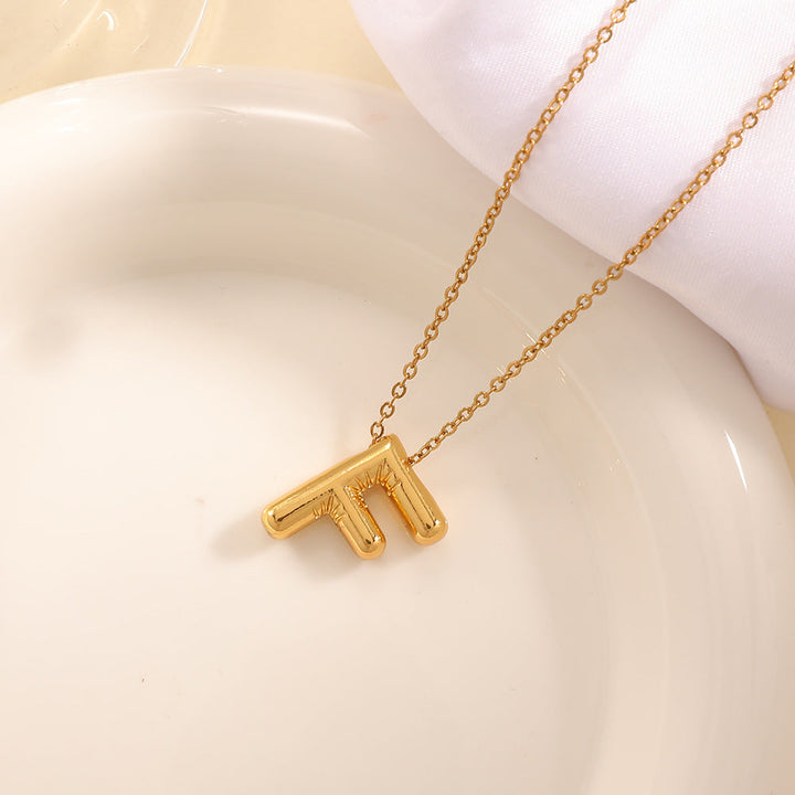 Women's necklace with curved letter pendant All Fashion