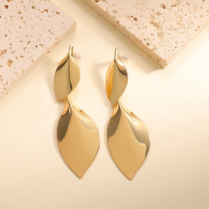 Women Hanging Earrings with Elegant Leaf Shape and Luxurious Finish All Fashion