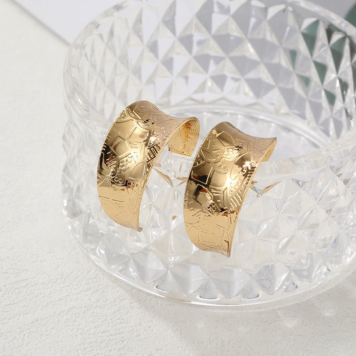 Women High-Quality Bracelets with Artistic Pattern All Fashion