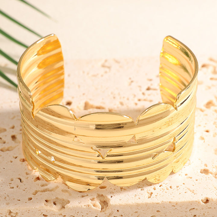 Ladies Open Bangle with Artistic Coral Pattern All Fashion
