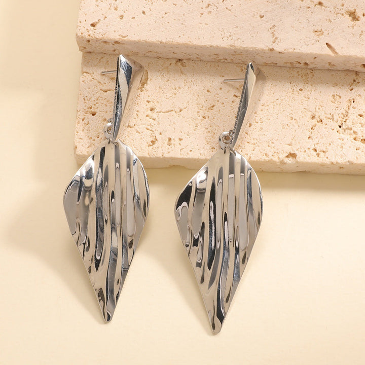Women's Hanging Earrings in Stylish Leaf Design All Fashion