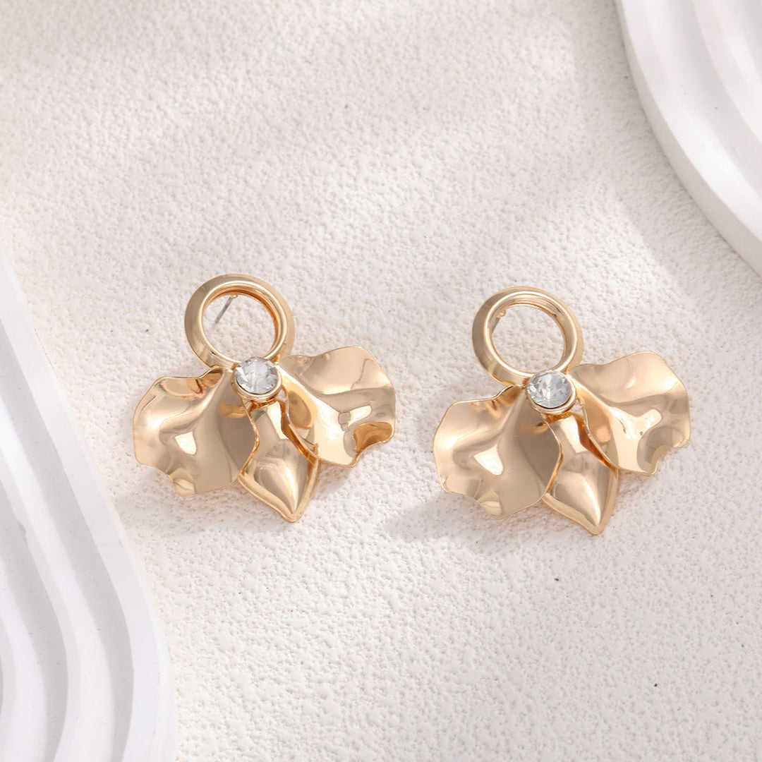 Ladies Elegant and Stylish Earrings with Floral Designs All Fashion