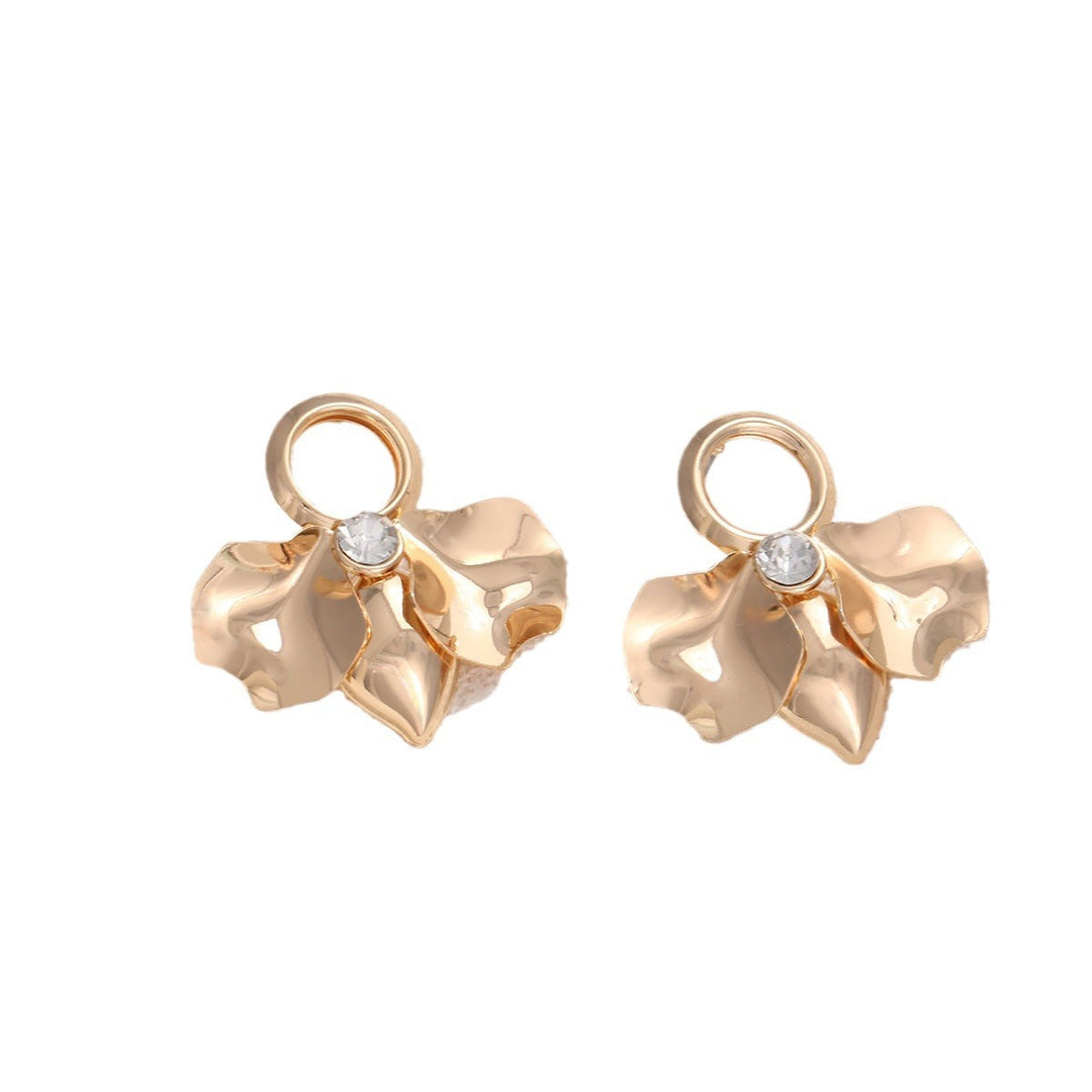 Ladies Elegant and Stylish Earrings with Floral Designs All Fashion