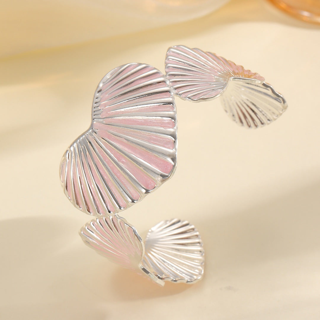 Women's bracelet with artistic shell motif All Fashion
