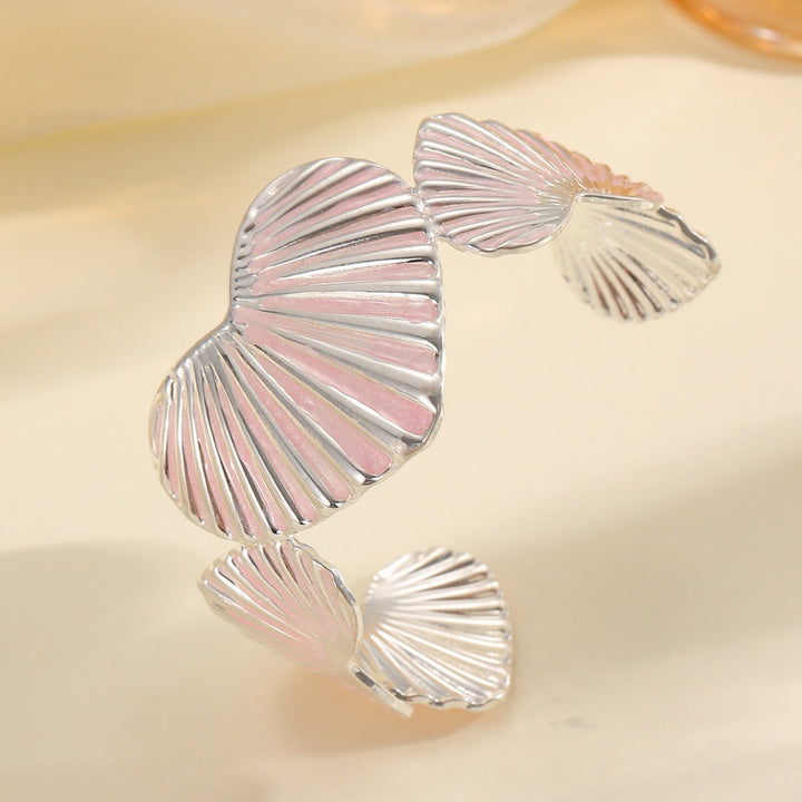 Women's bracelet with artistic shell motif All Fashion