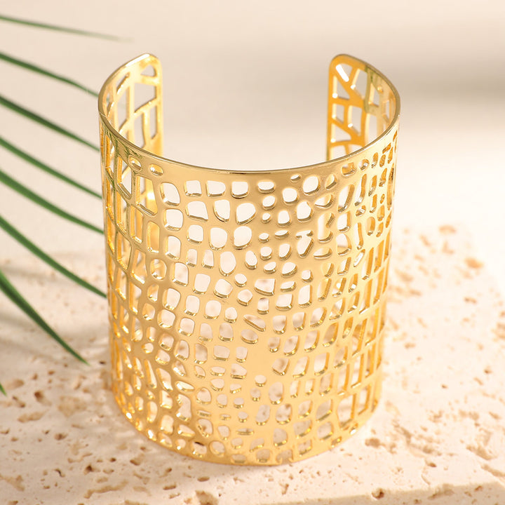 Ladies Open Bangle with Artistic Coral Pattern All Fashion