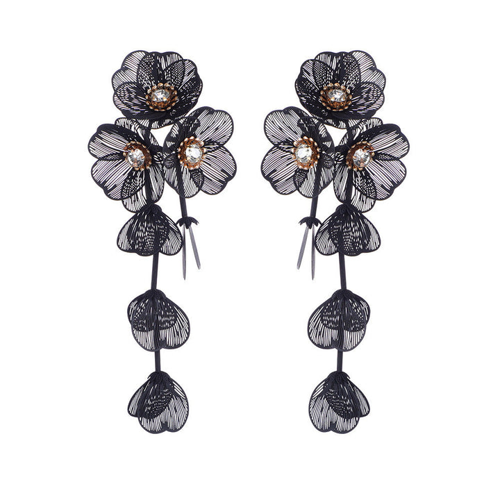 Ladies' earrings in elegant floral design All Fashion