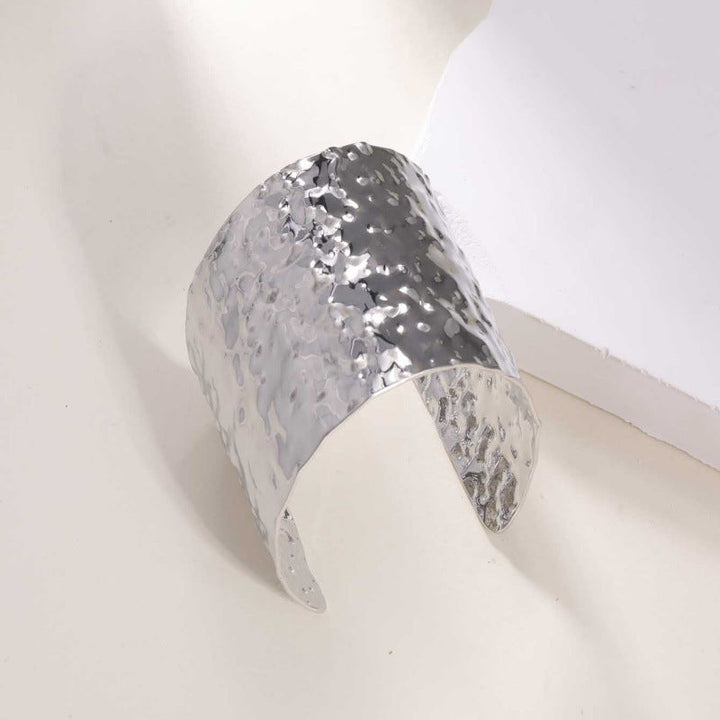 Women's Open Bangle with Elegant Wave Design All Fashion