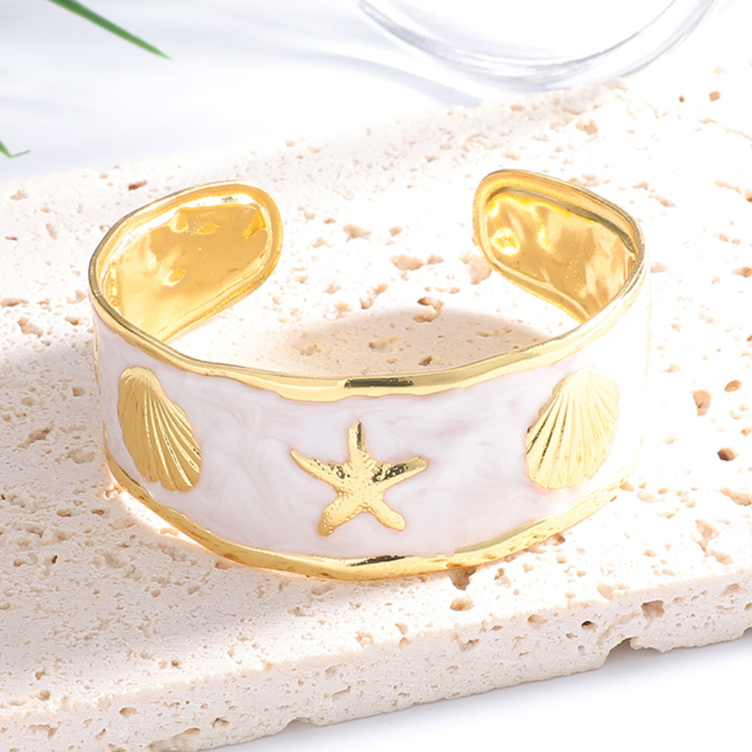 Women's Bangle with Maritime Shell and Starfish Design All Fashion