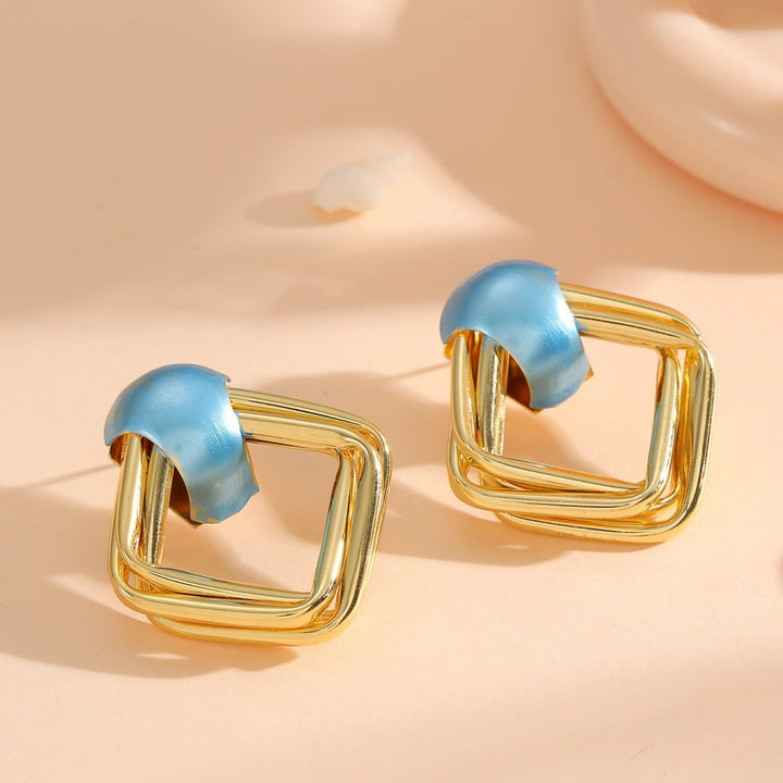 Women modern earrings with asymmetrical design All Fashion