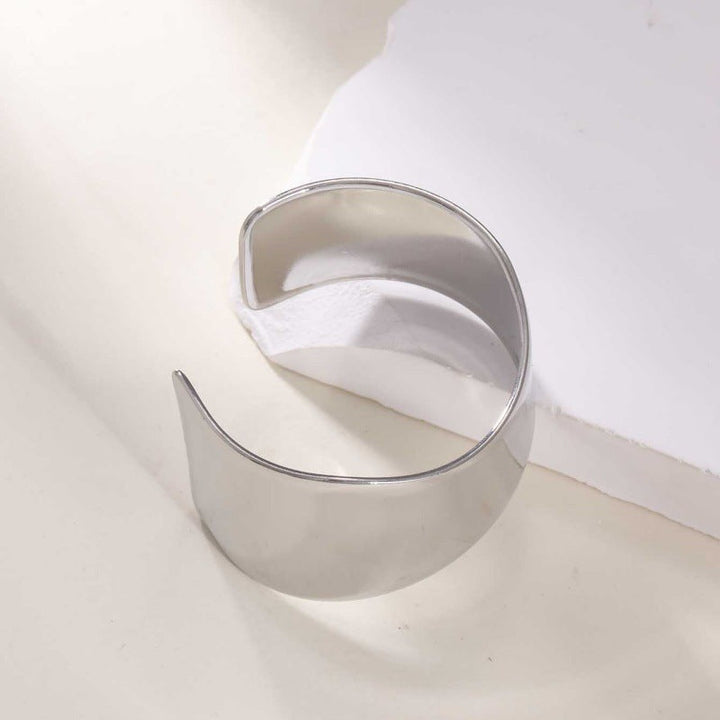 Women's Open Bangle with Elegant Wave Design All Fashion