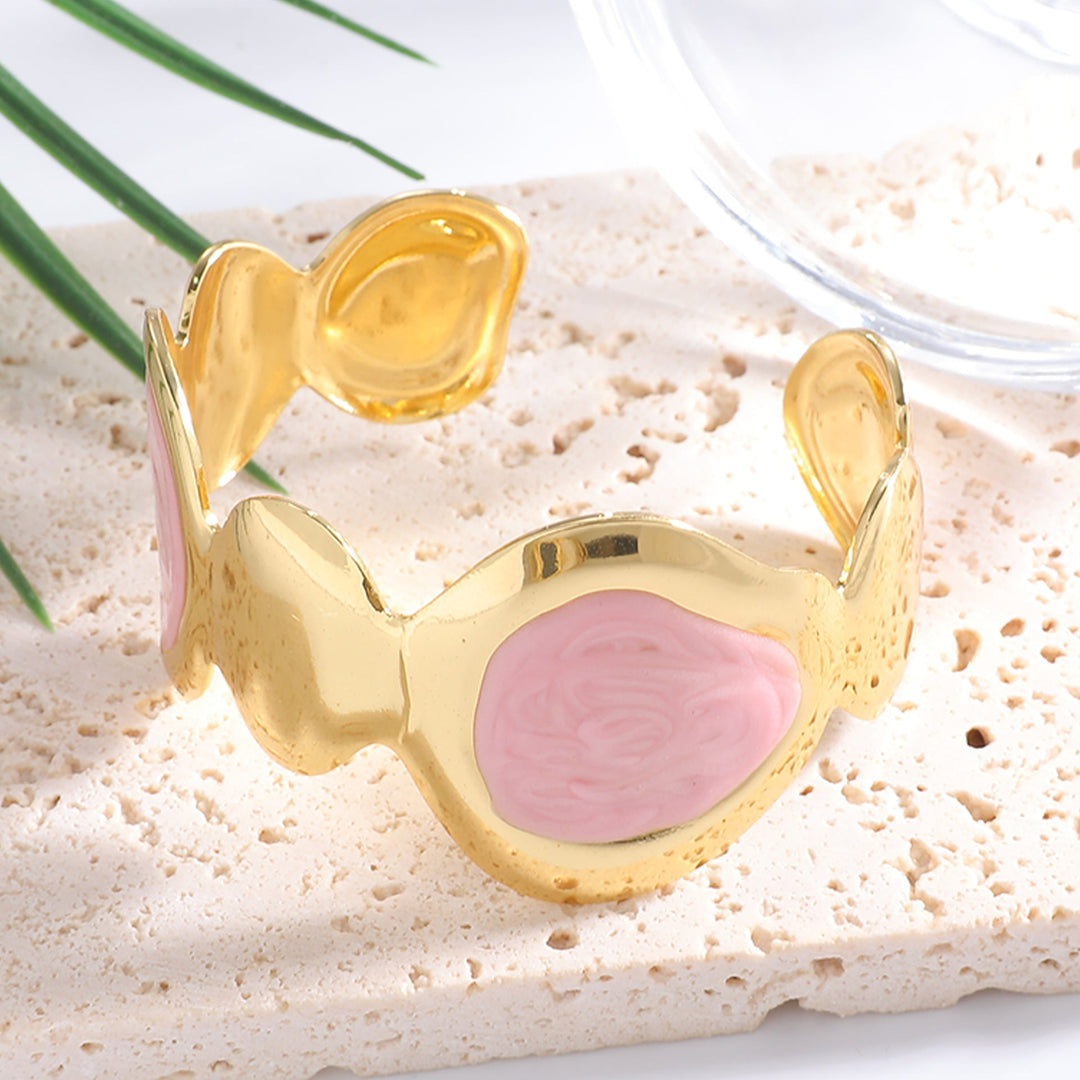 Ladies Open Bangle with Artistic, Curved Design All Fashion