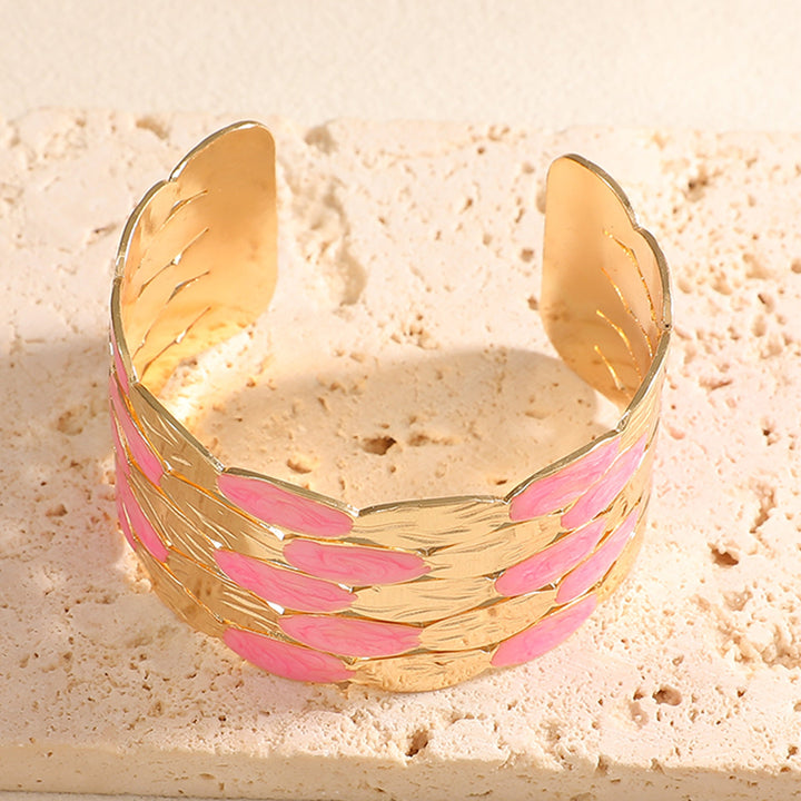 Ladies bracelet with intricate floral design All Fashion