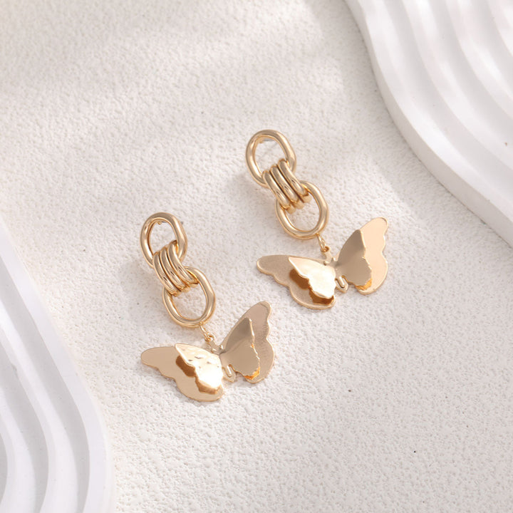 Ladies Elegant and Stylish Earrings with Floral Designs All Fashion