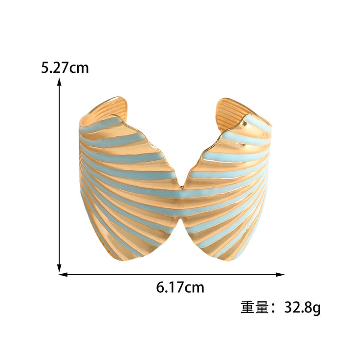 Women's bangle with elegant shell design All Fashion