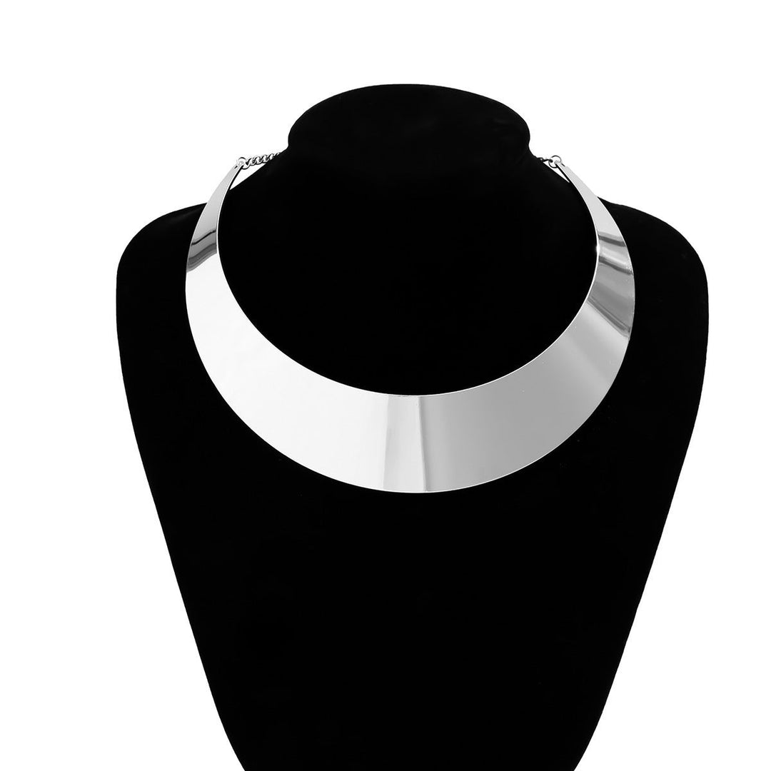 Women Choker Necklace with Modern V Design All Fashion