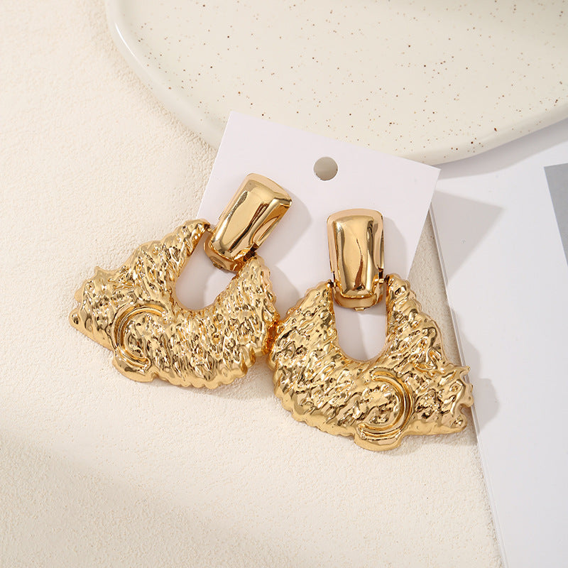 Ladies Hanging Earrings in Modern Rectangular Design All Fashion