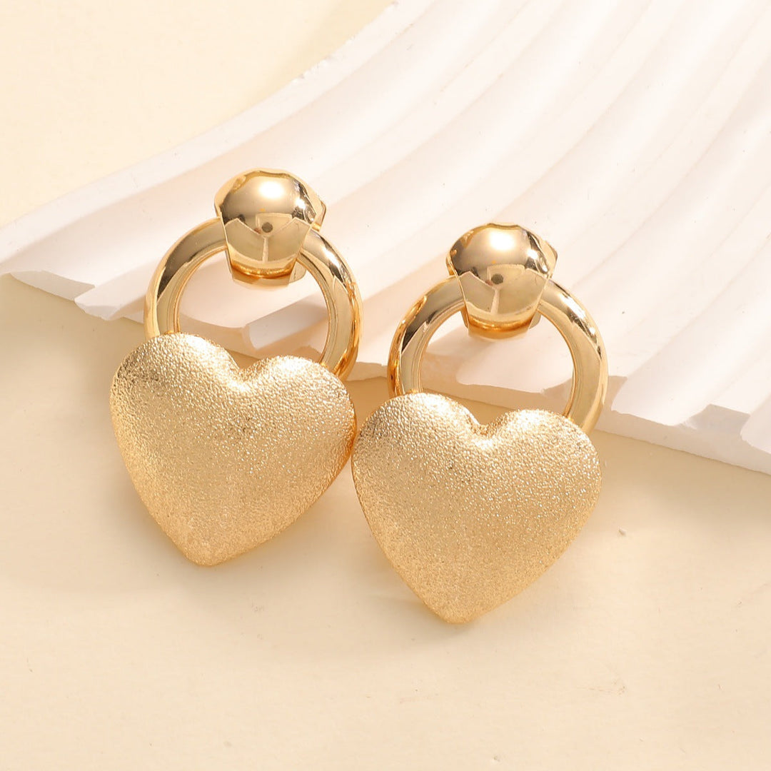 Ladies earrings in elegant heart design All Fashion