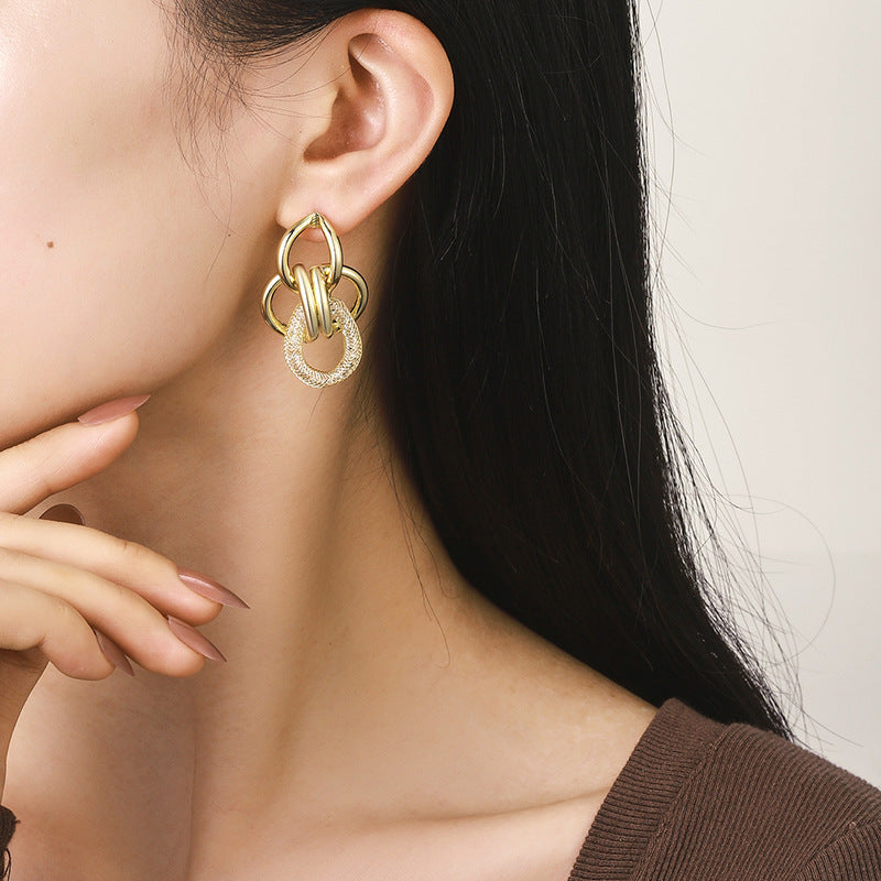 Women's Hanging Earrings with Luxurious, Sculptural Design All Fashion