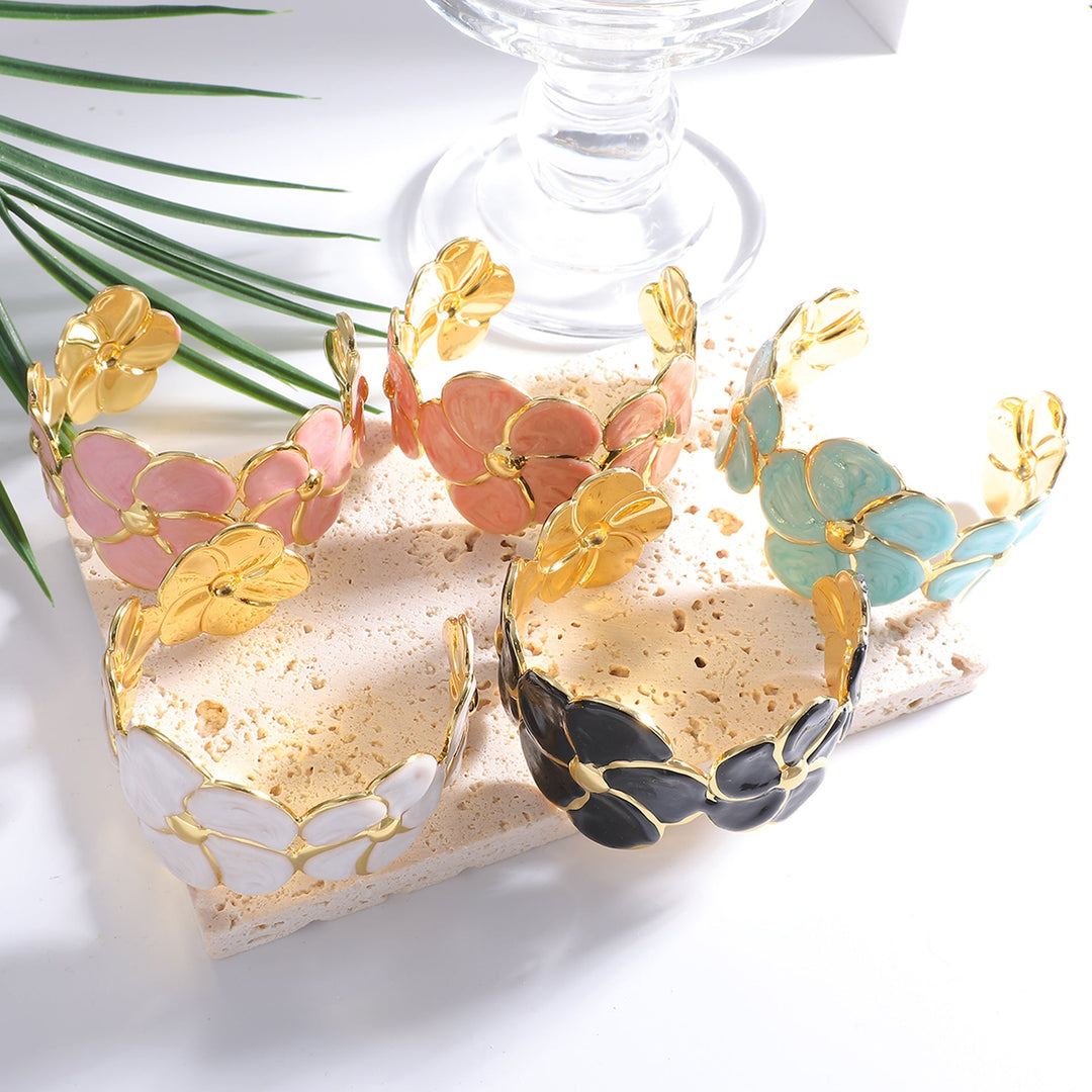 Ladies cuff bracelet with elaborate flower pattern All Fashion