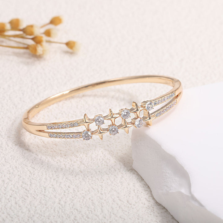 Ladies bracelet with elaborate infinity symbol and sparkling zirconia All Fashion