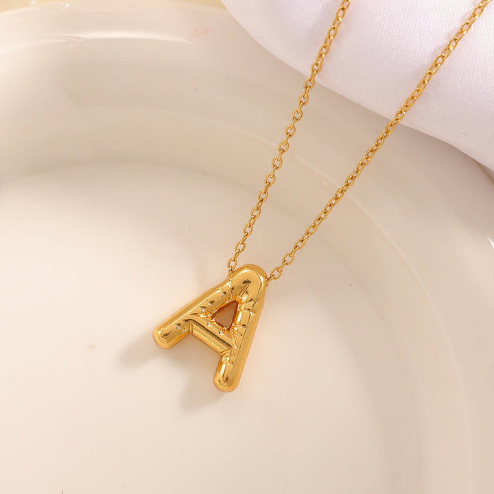 Women's necklace with curved letter pendant All Fashion