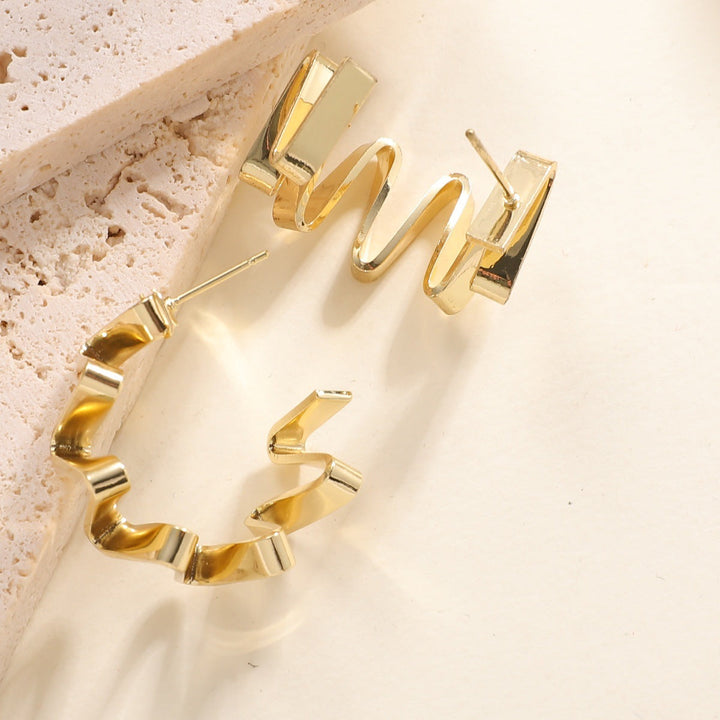 Women's Drop Earrings with Wavy Design All Fashion
