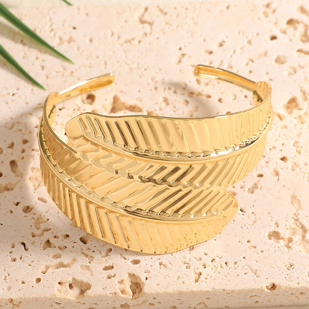 Ladies Open Bangle with Artistic Coral Pattern All Fashion