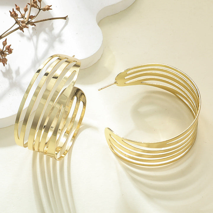 Women's Hanging Earrings in Elegant Wave Pattern All Fashion