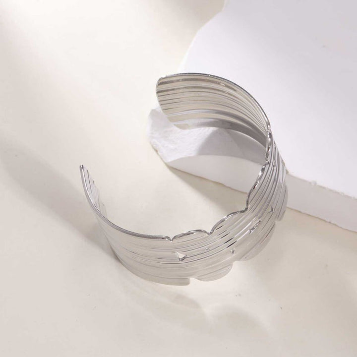 Women's Open Bangle with Elegant Wave Design All Fashion