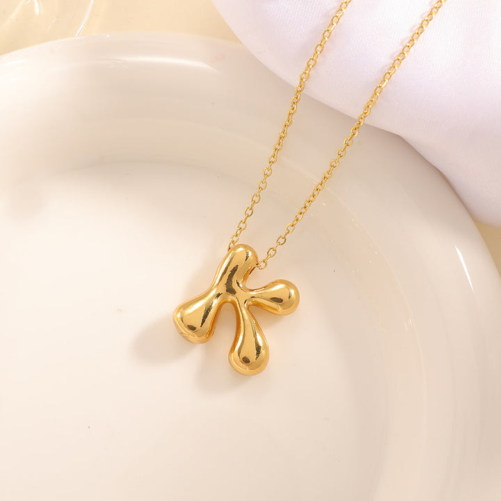 Women's necklace with curved letter pendant All Fashion