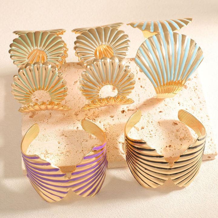 Women's bangle with elegant shell design All Fashion