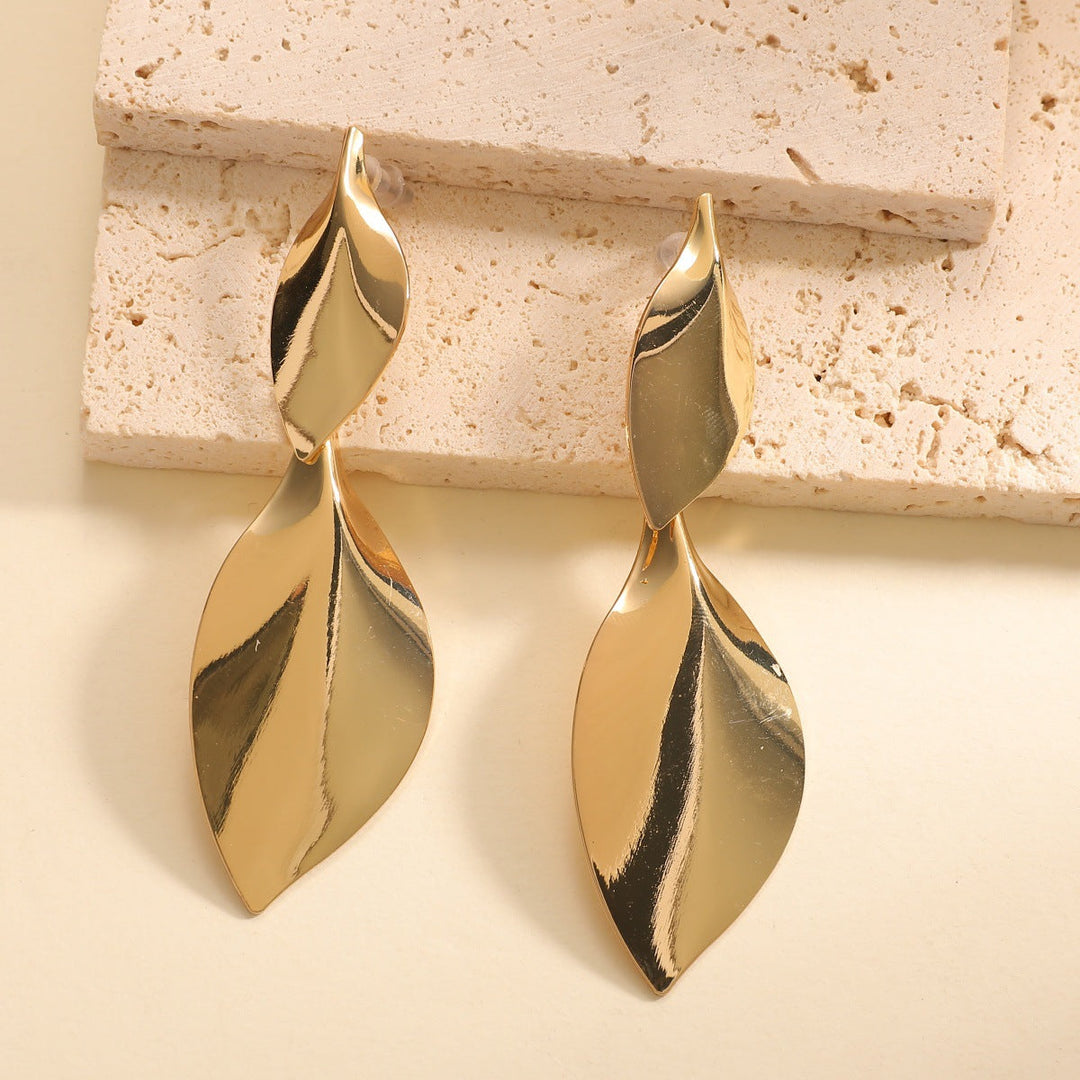 Women Hanging Earrings with Elegant Leaf Shape and Luxurious Finish All Fashion