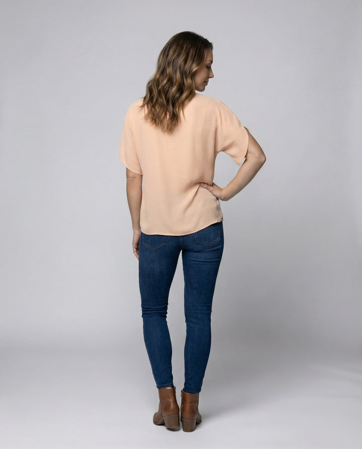 Product 15566705426762 - back_view